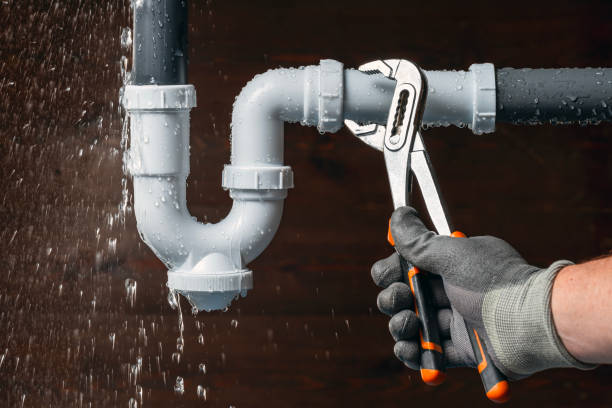 Professional Leak Detection technician working in Angwin, CA